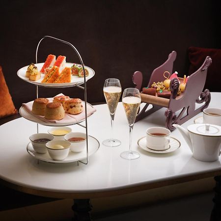 Four Seasons Hotel London At Tower Bridge Esterno foto
