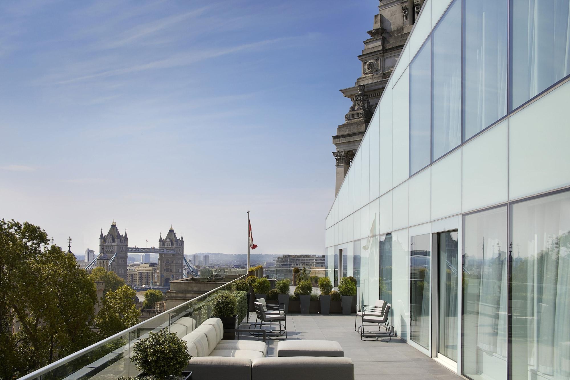 Four Seasons Hotel London At Tower Bridge Esterno foto