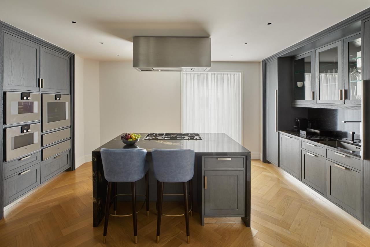 Four Seasons Hotel London At Tower Bridge Esterno foto