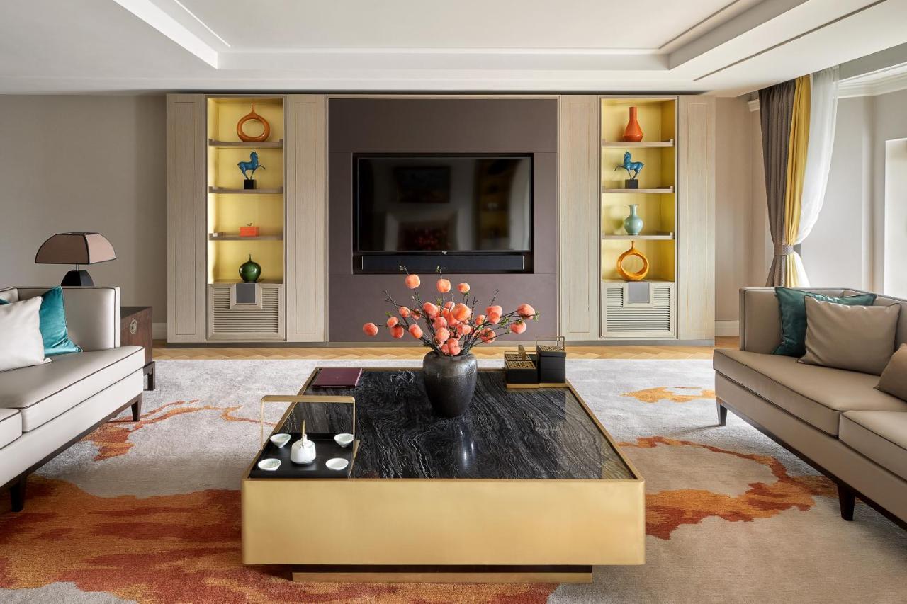 Four Seasons Hotel London At Tower Bridge Esterno foto