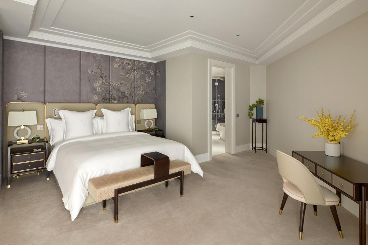 Four Seasons Hotel London At Tower Bridge Esterno foto