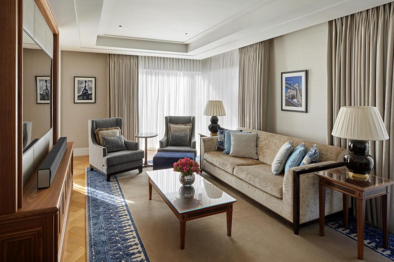 Four Seasons Hotel London At Tower Bridge Esterno foto