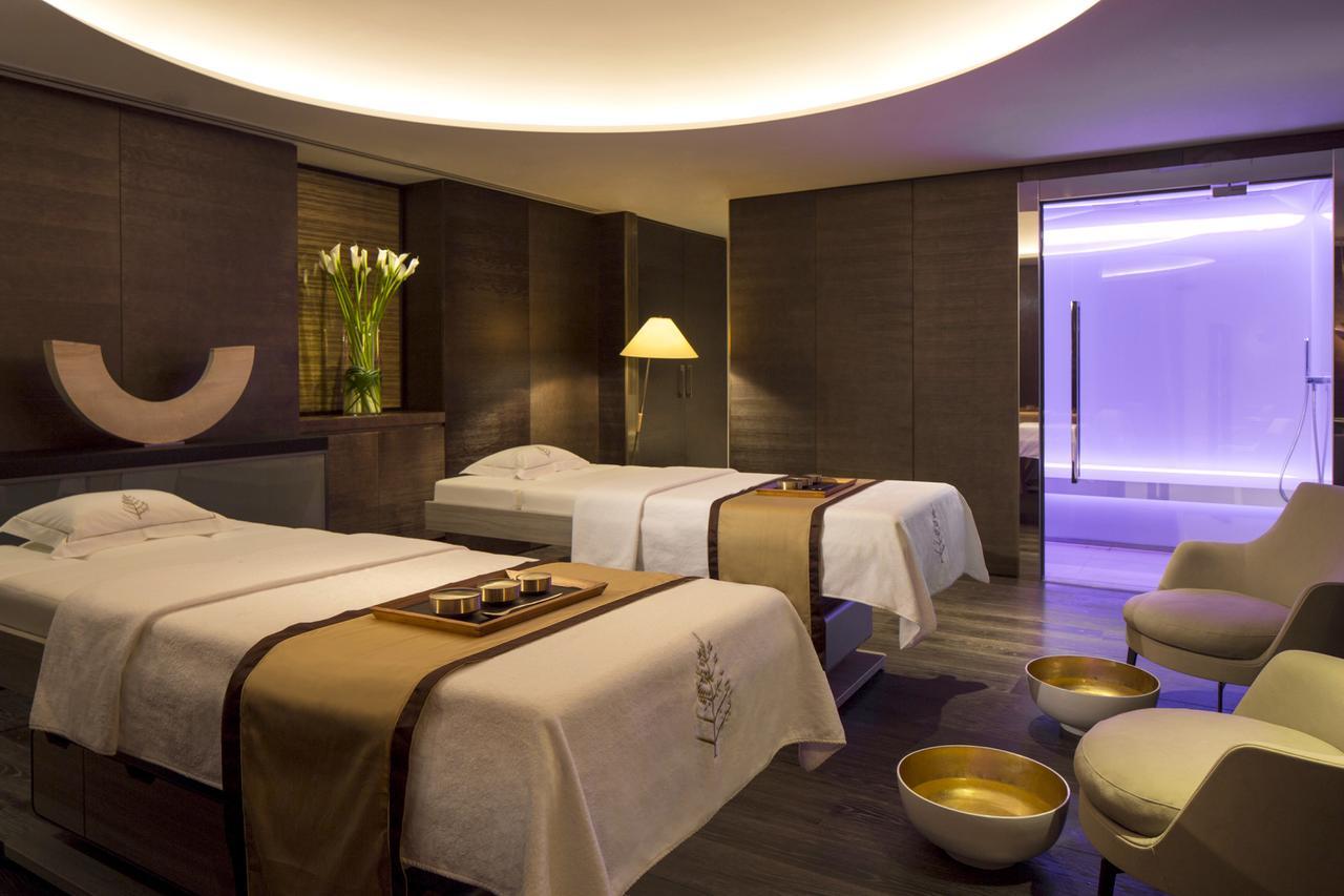 Four Seasons Hotel London At Tower Bridge Esterno foto
